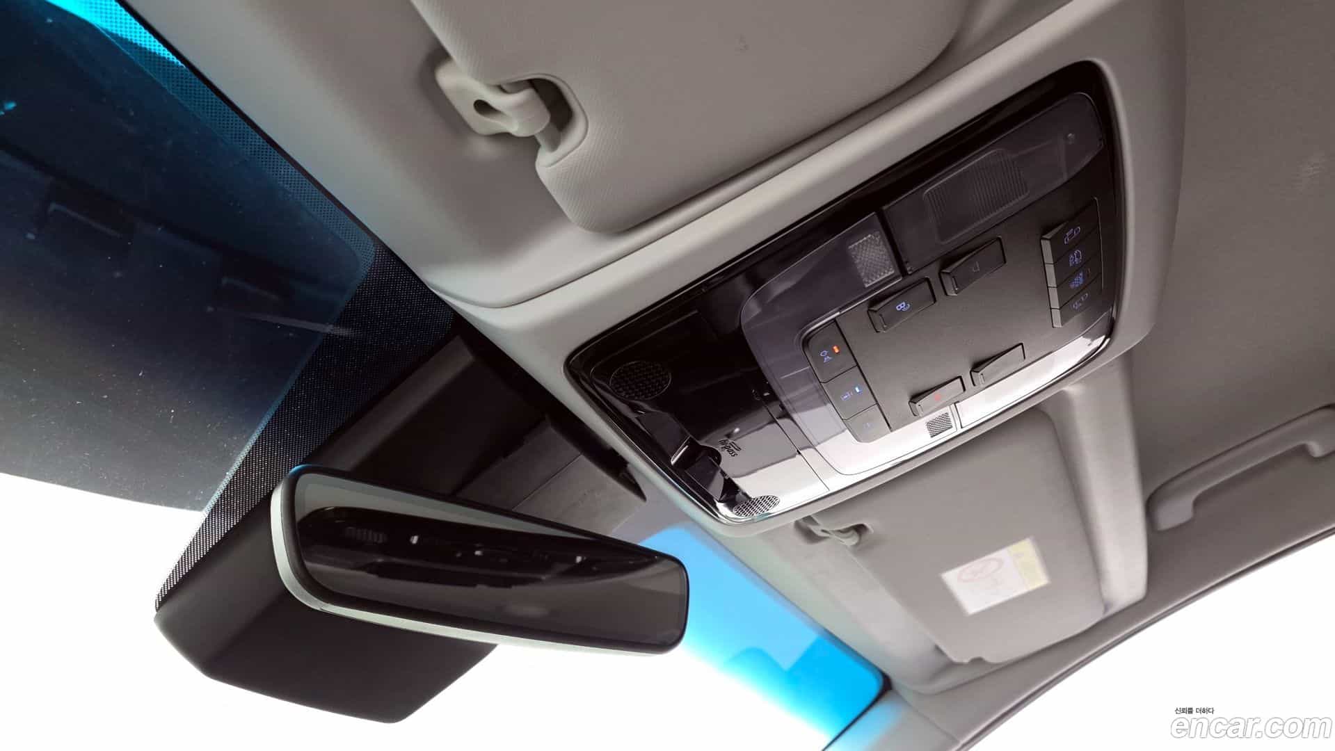 Staria Hyundai 2021.4-OPTION-023