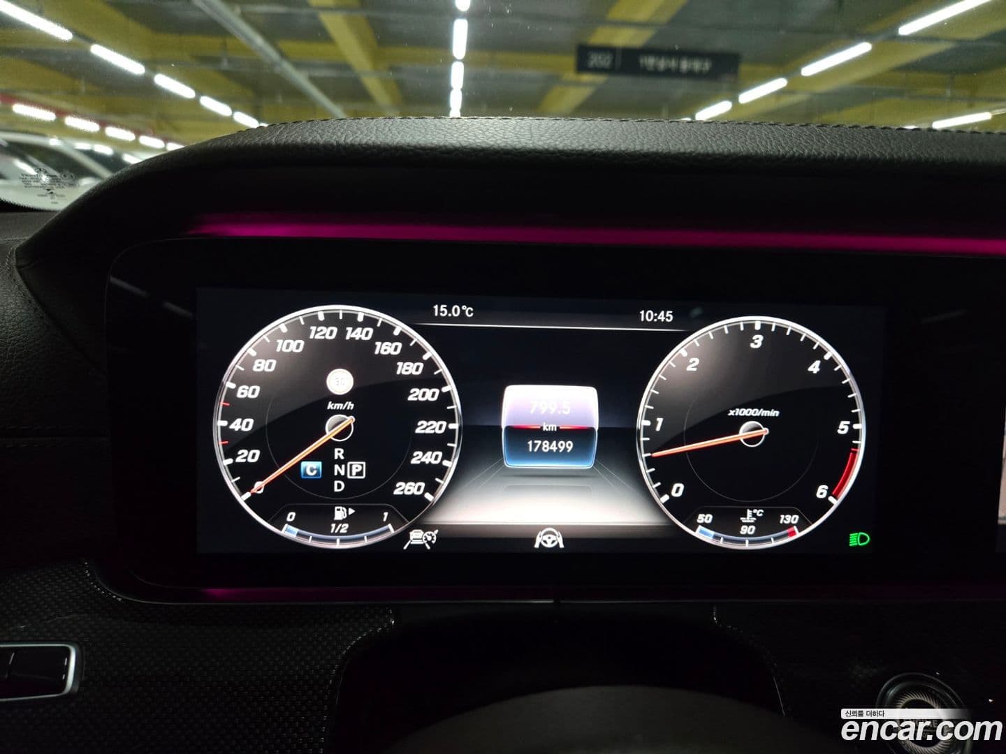 Main__Slider__Photo:CLS-Class Mercedes-Benz 2018.10-7