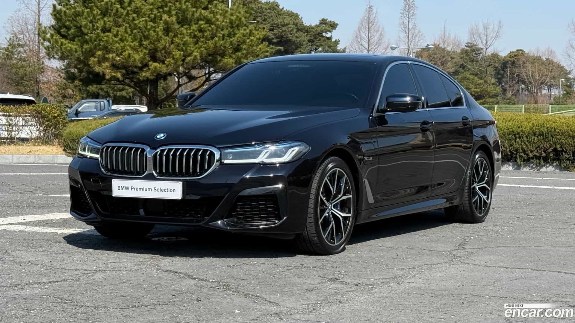 5-Series BMW 2022.10-OUTER-001