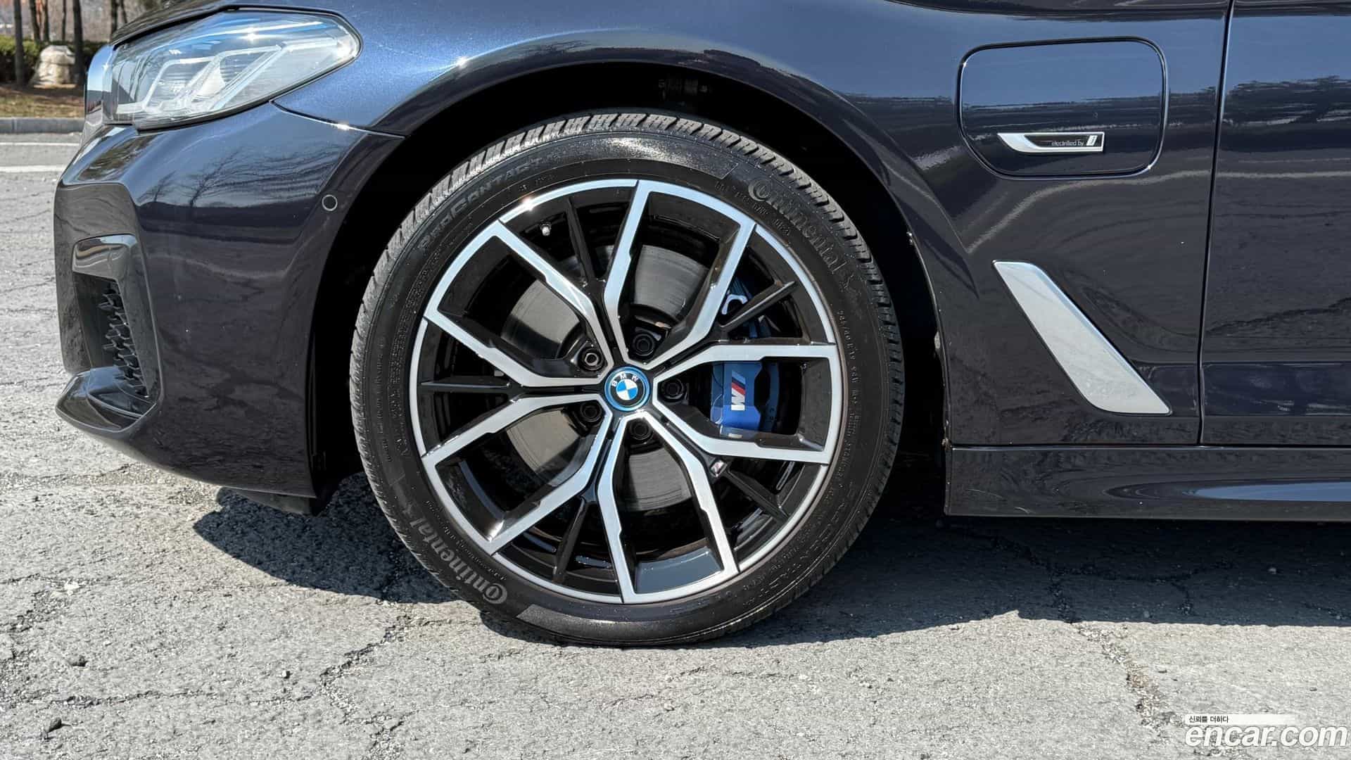 5-Series BMW 2022.10-OUTER-005