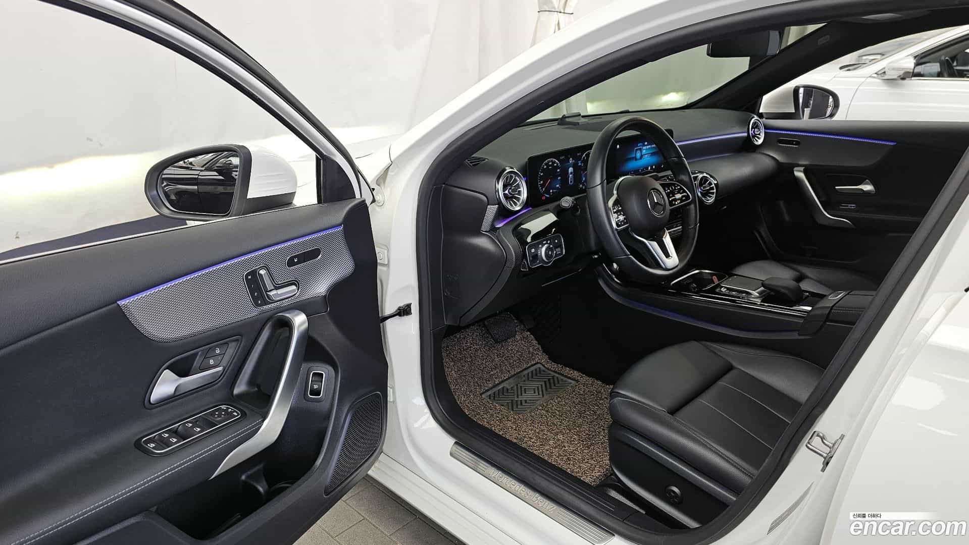 A-Class Mercedes-Benz 2021.3-INNER-010