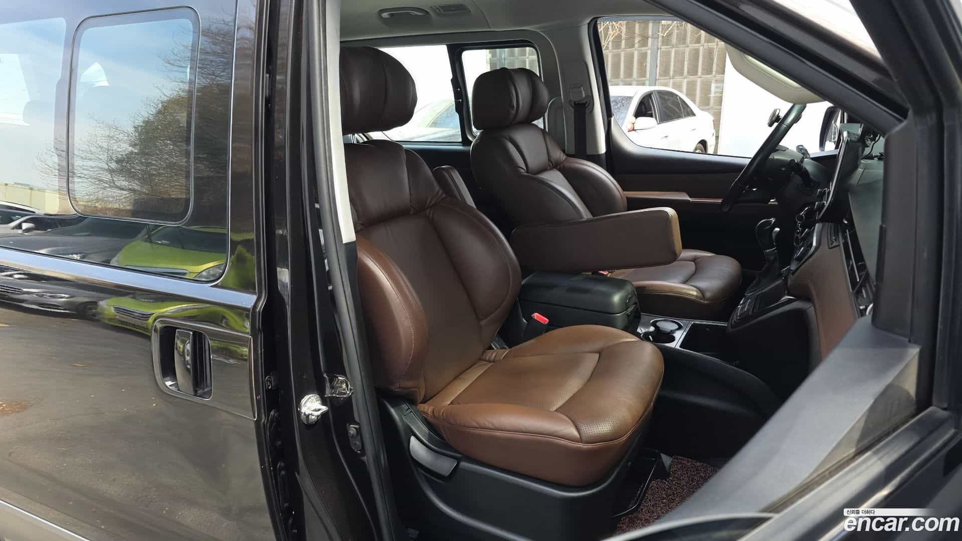 Starex Hyundai 2018.5-OPTION-015