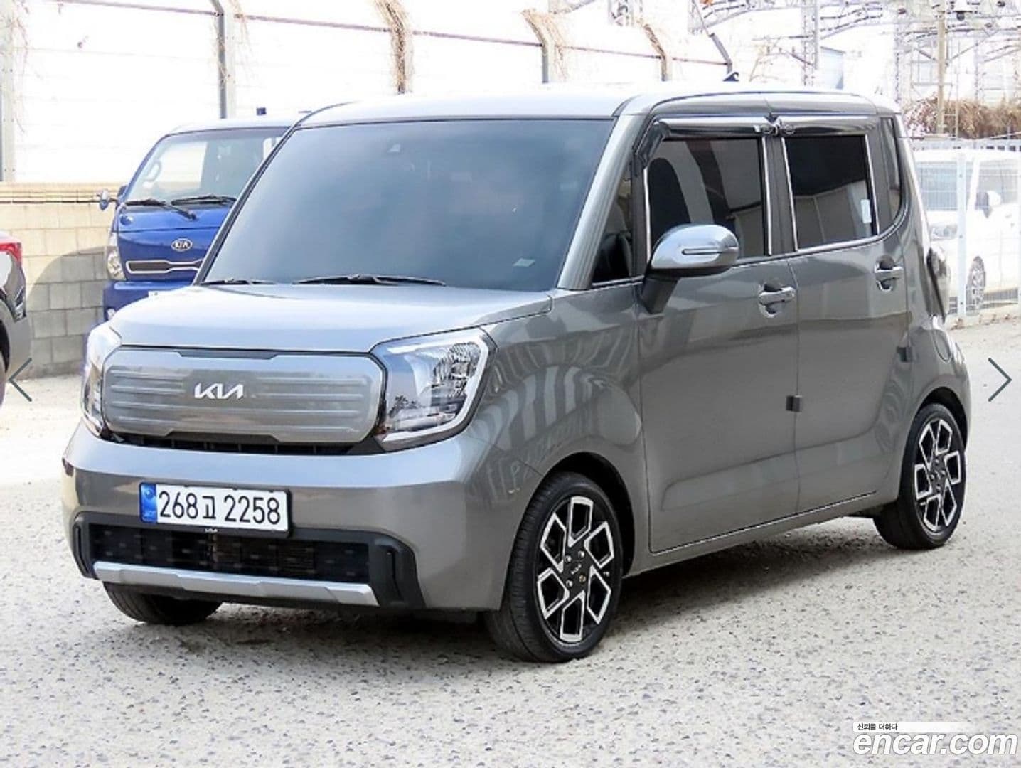 Main__Slider__Photo:RAY Kia 2023.5-0