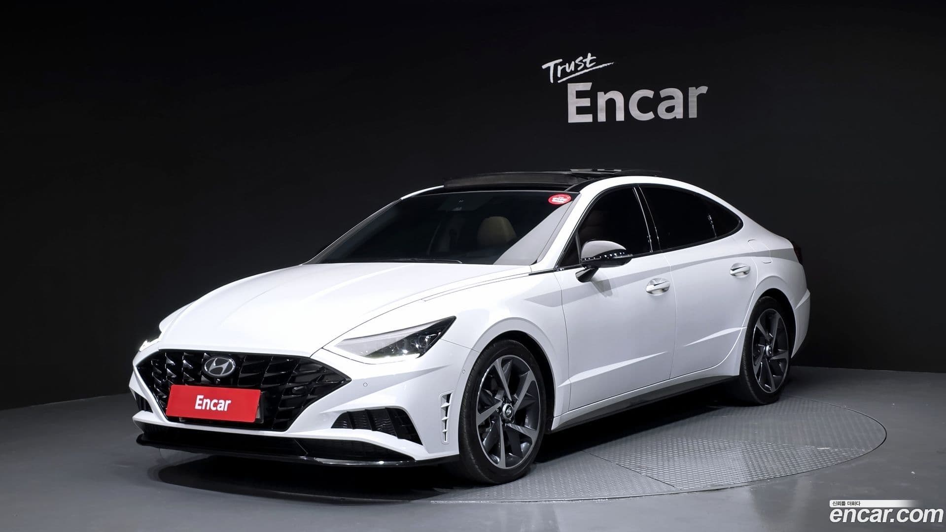 Main__Slider__Photo:Sonata Hyundai 2020.4-0
