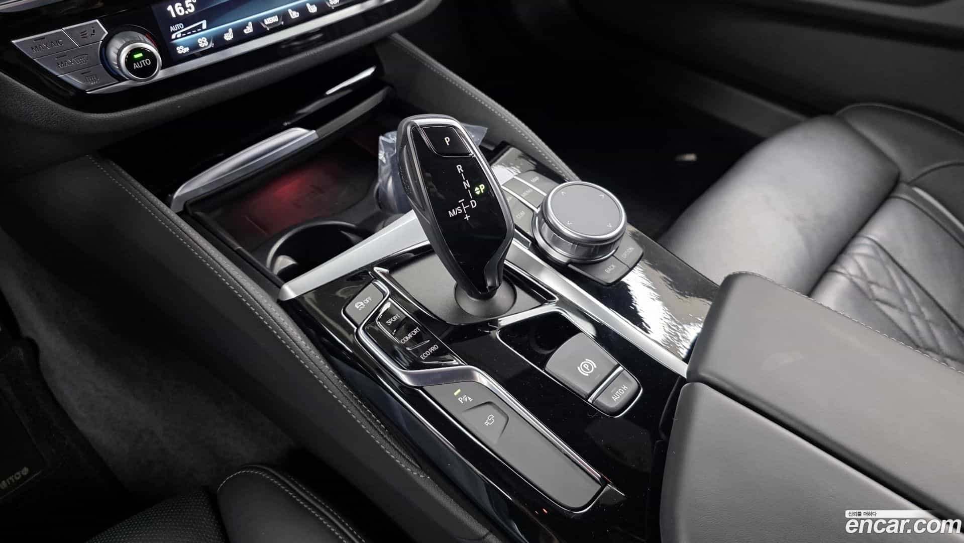 5-Series BMW 2019.8-INNER-009