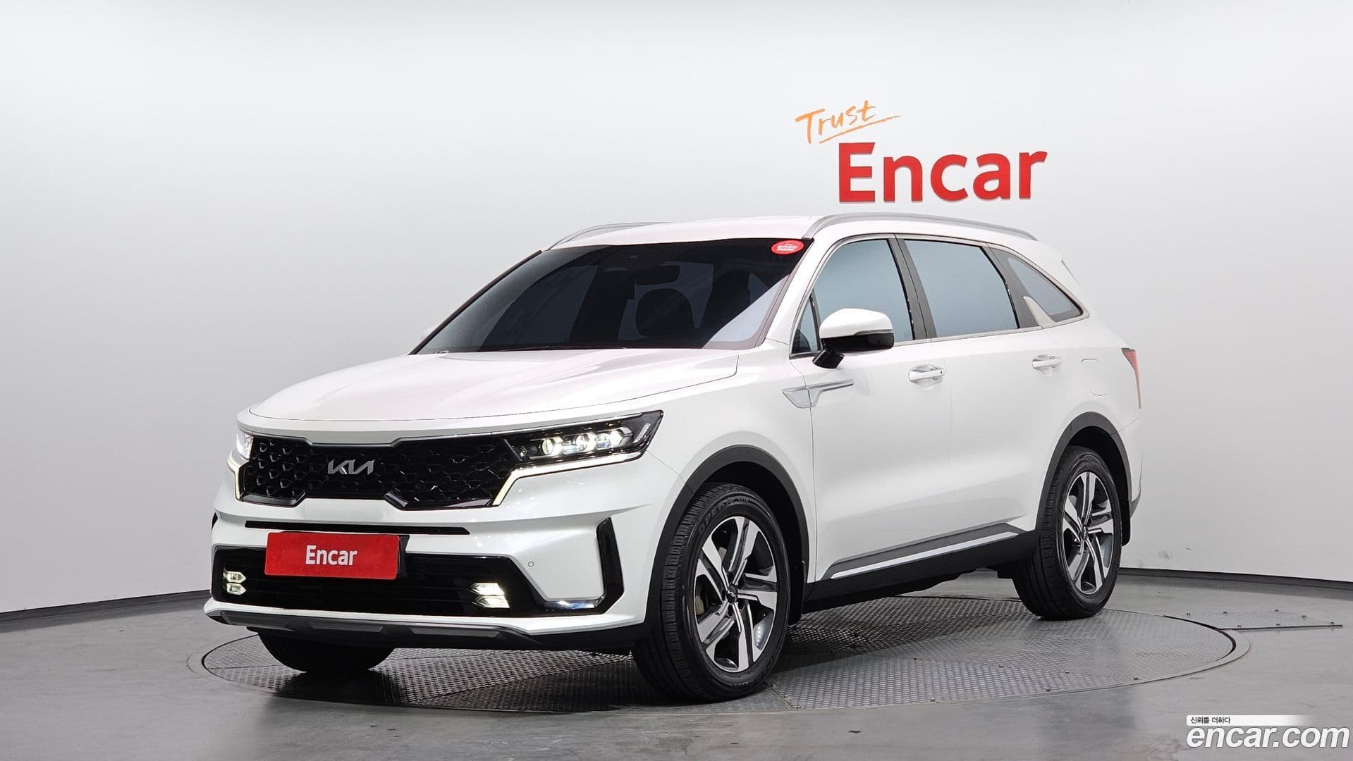 Main__Slider__Photo:Sorento Kia 2022.3-0