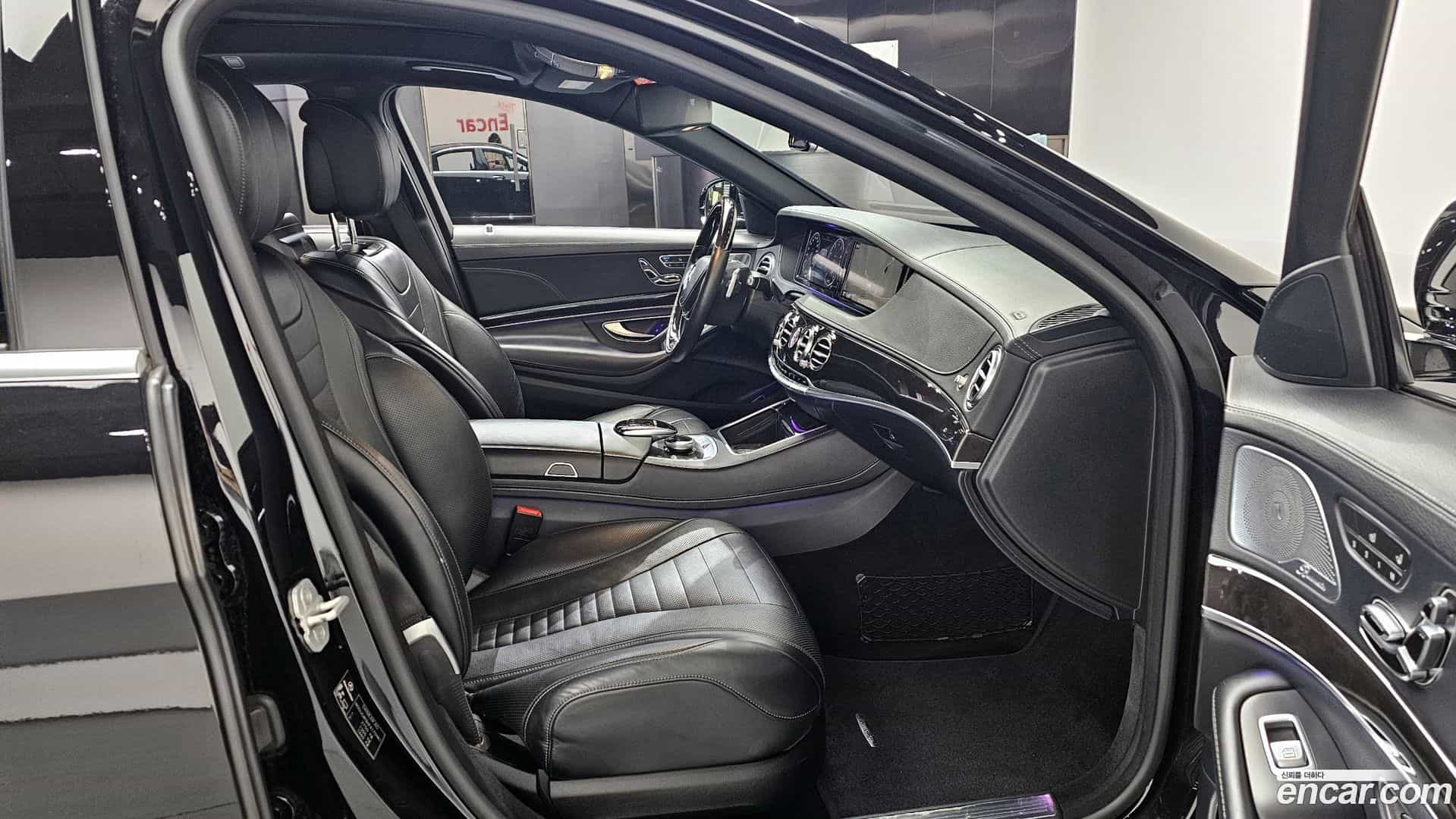 S-Class Mercedes-Benz 2015.3-INNER-010