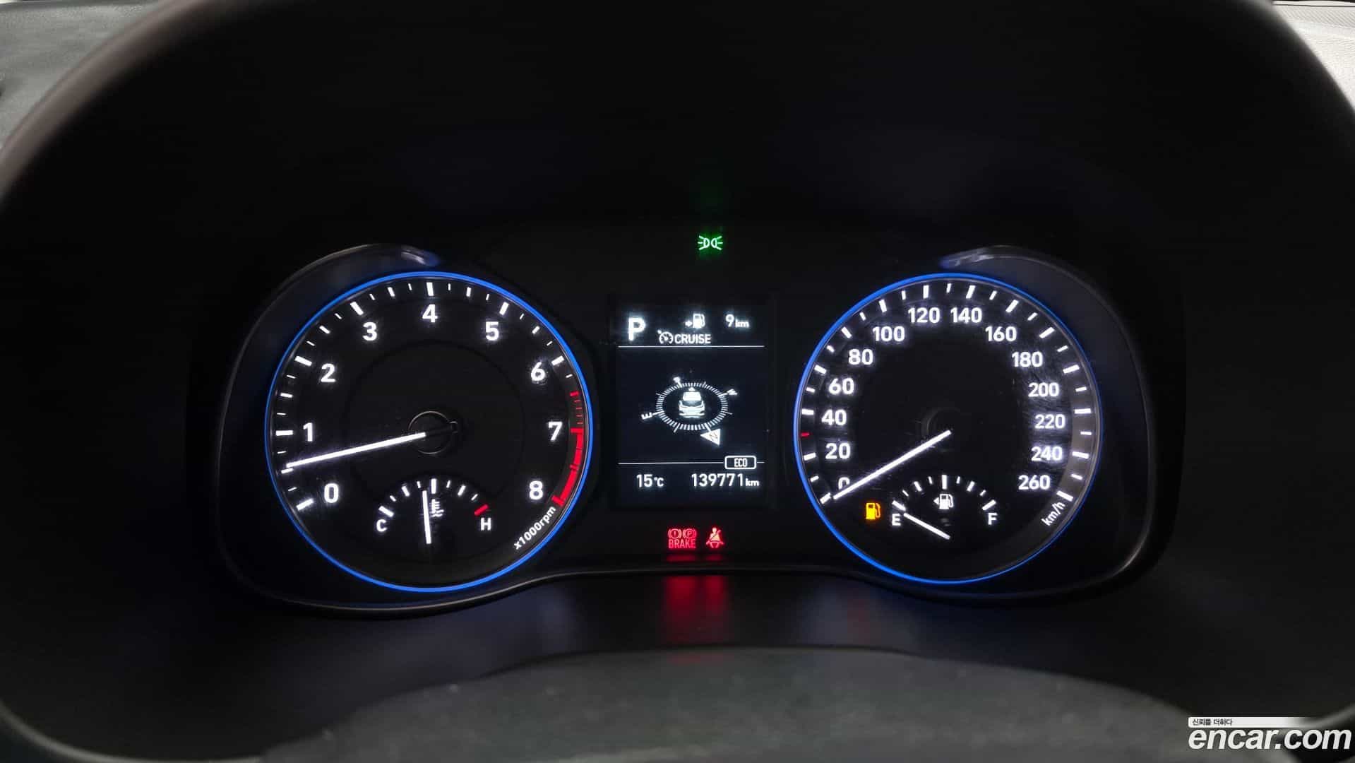 Kona Hyundai 2018.0-INNER-008