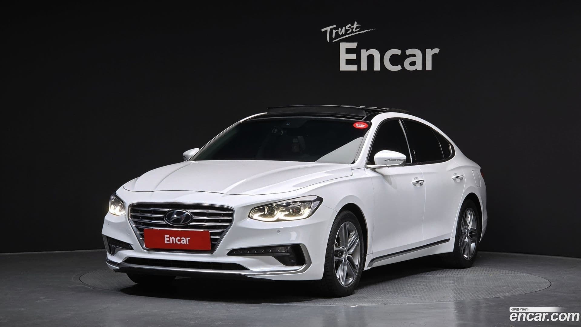 Main__Slider__Photo:Grandeur Hyundai 2018.5-0