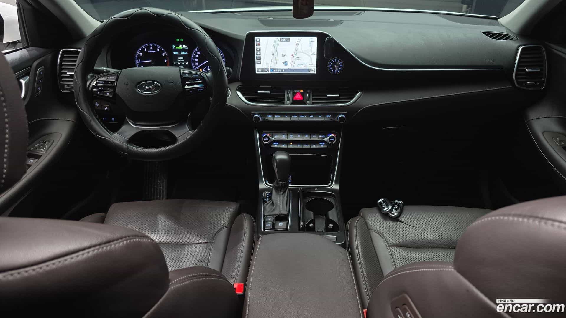 Grandeur Hyundai 2018.5-INNER-007