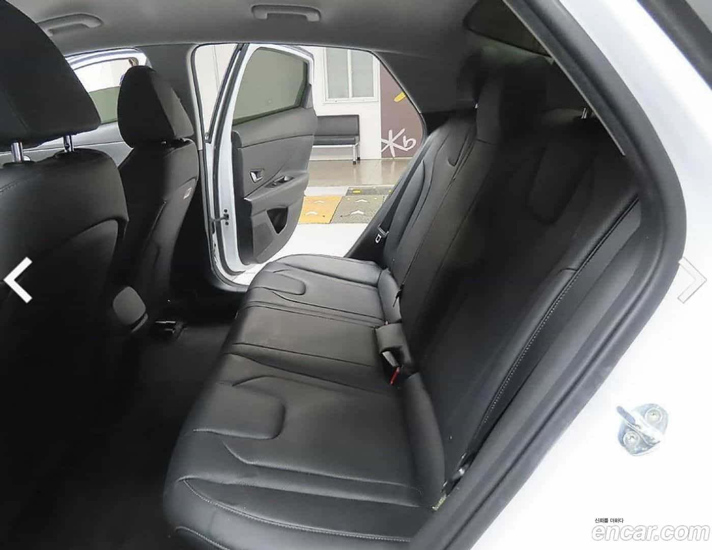 AVANTE Hyundai 2021.11-OPTION-015