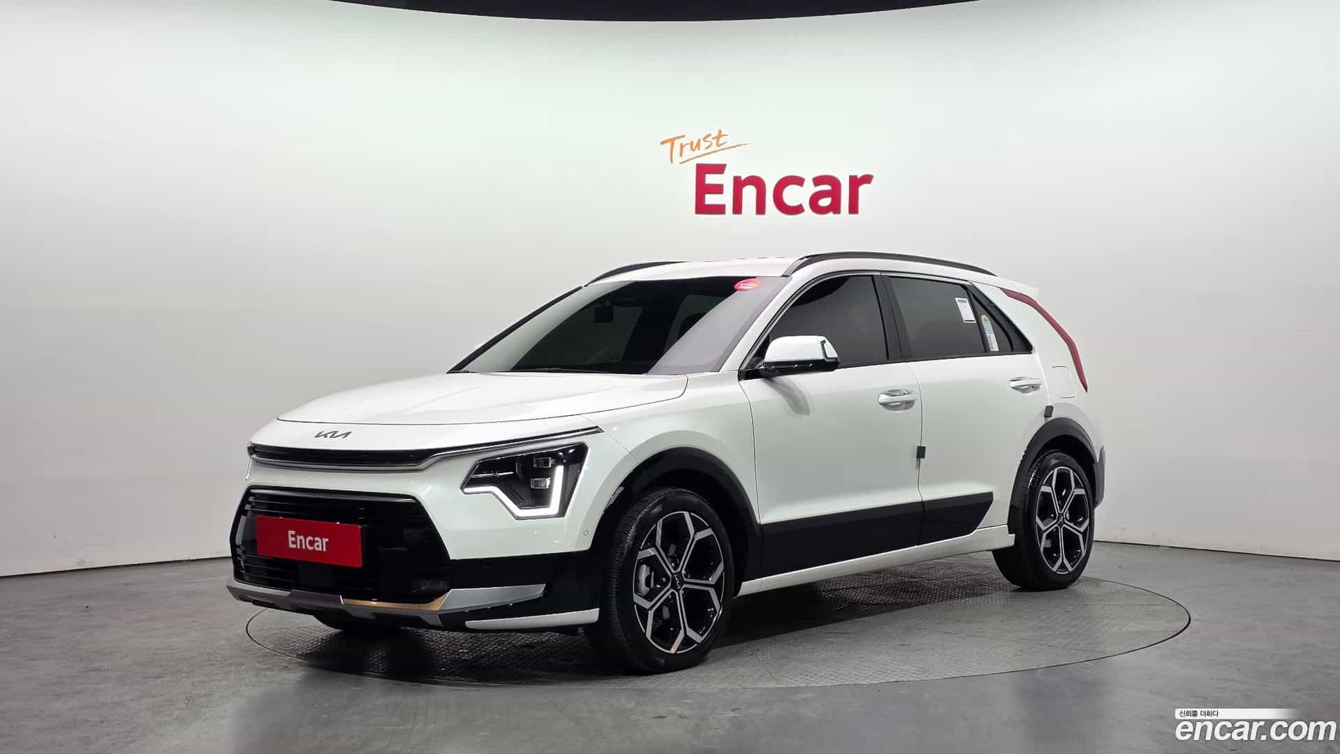 Niro Kia 2025.2-OUTER-001