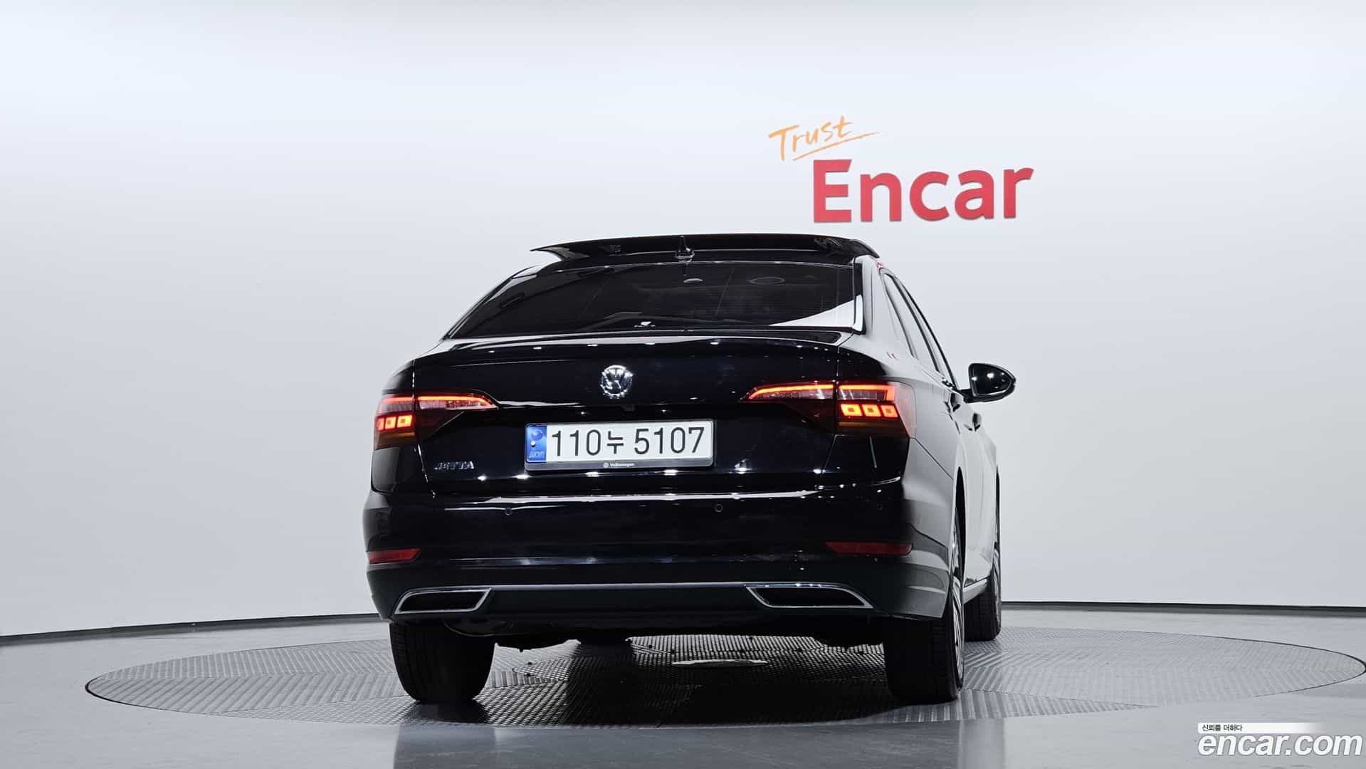 Jetta Volkswagen 2021.11-OUTER-004