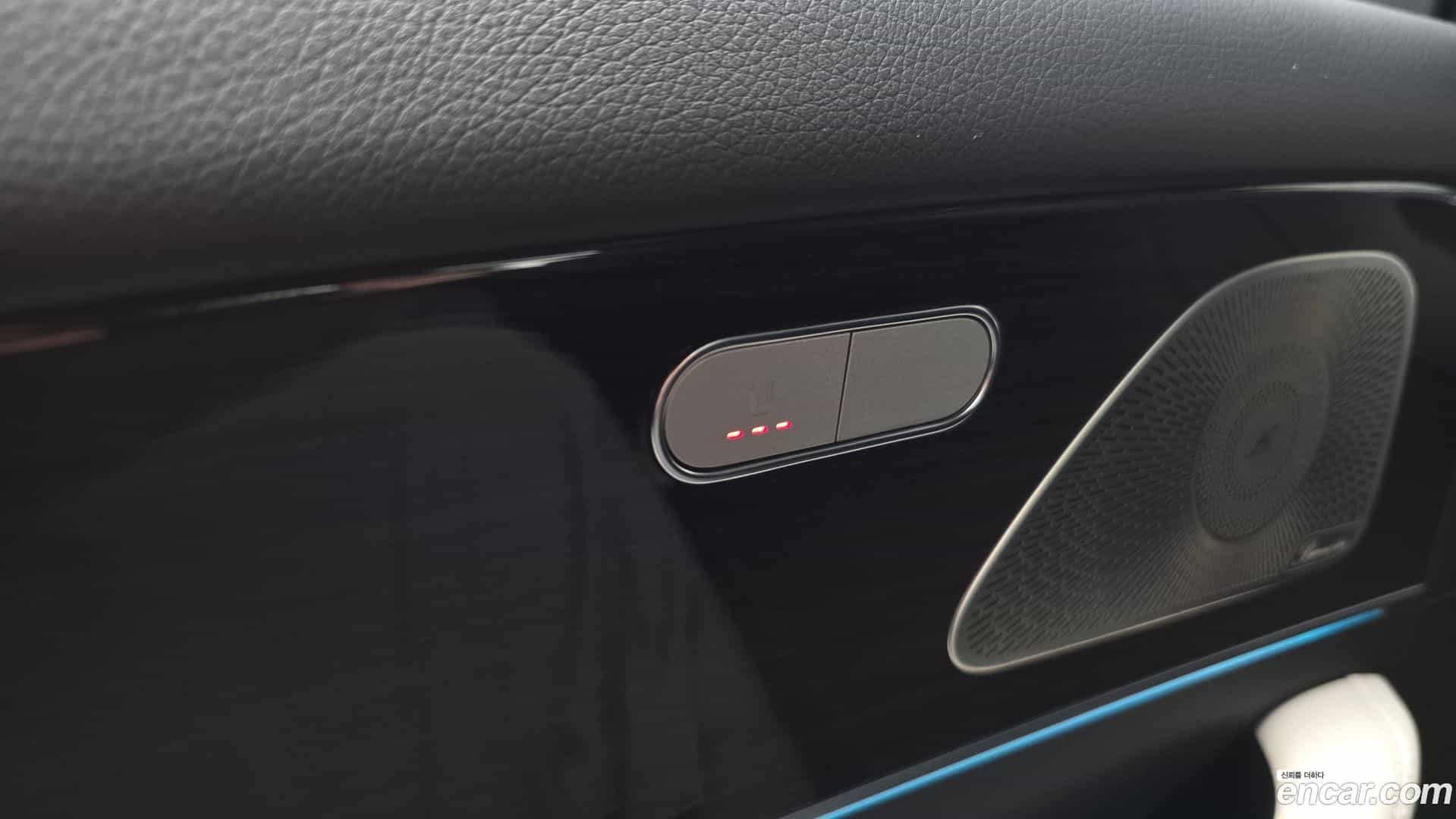 GLE-Class Mercedes-Benz 2022.4-OPTION-023