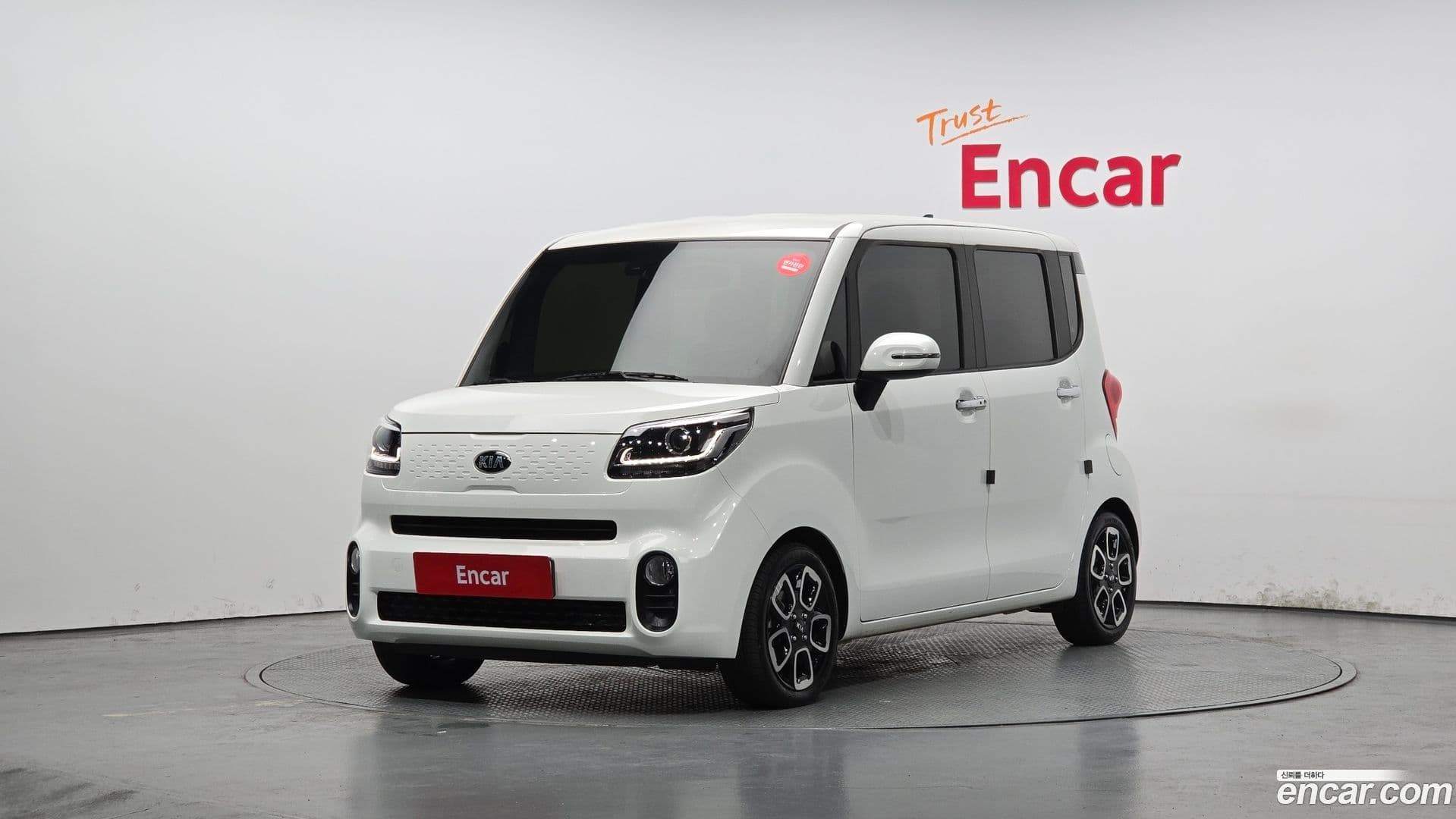 Main__Slider__Photo:RAY Kia 2021.3-0