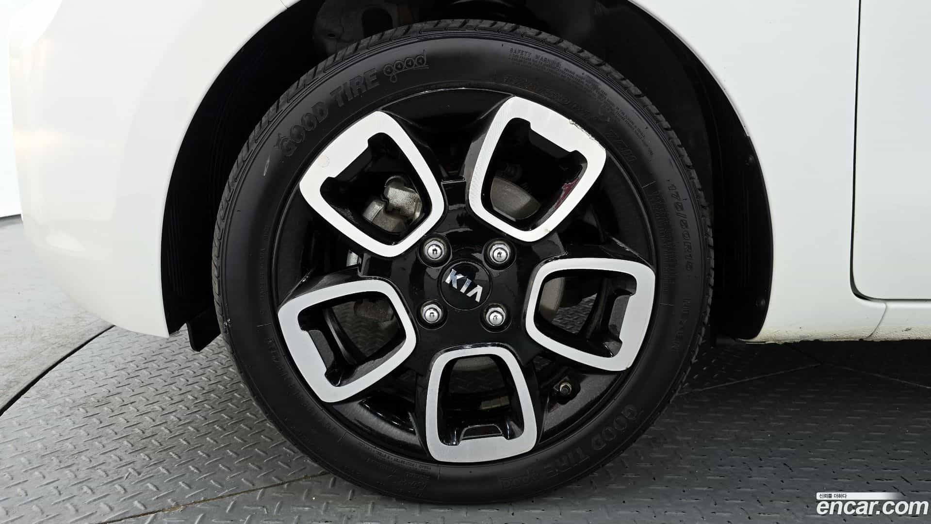 RAY Kia 2021.3-OUTER-005