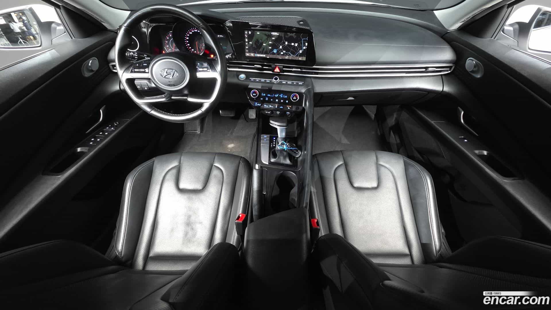 AVANTE Hyundai 2021.0-INNER-007