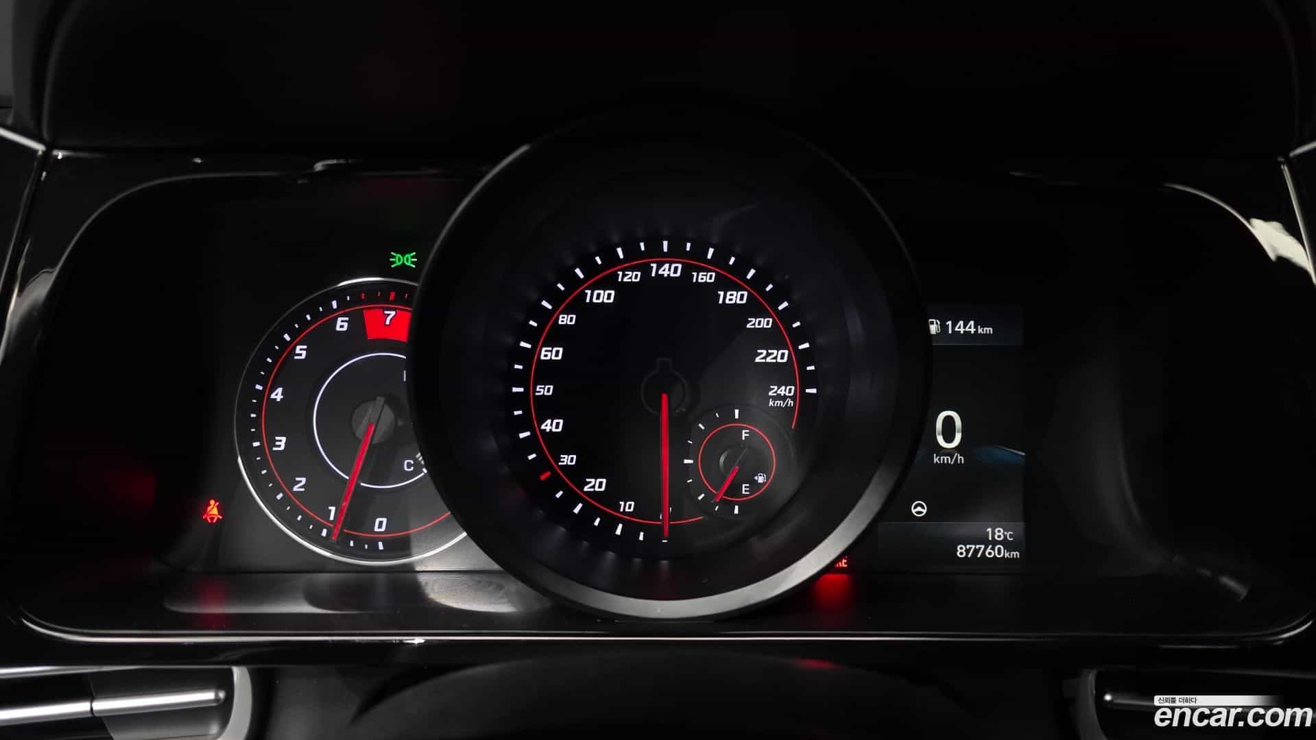 AVANTE Hyundai 2021.0-INNER-008