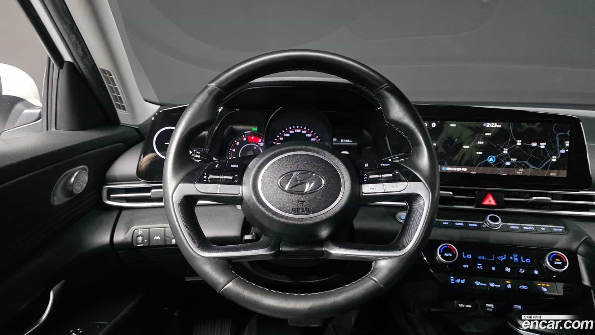 AVANTE Hyundai 2021.0-OPTION-021