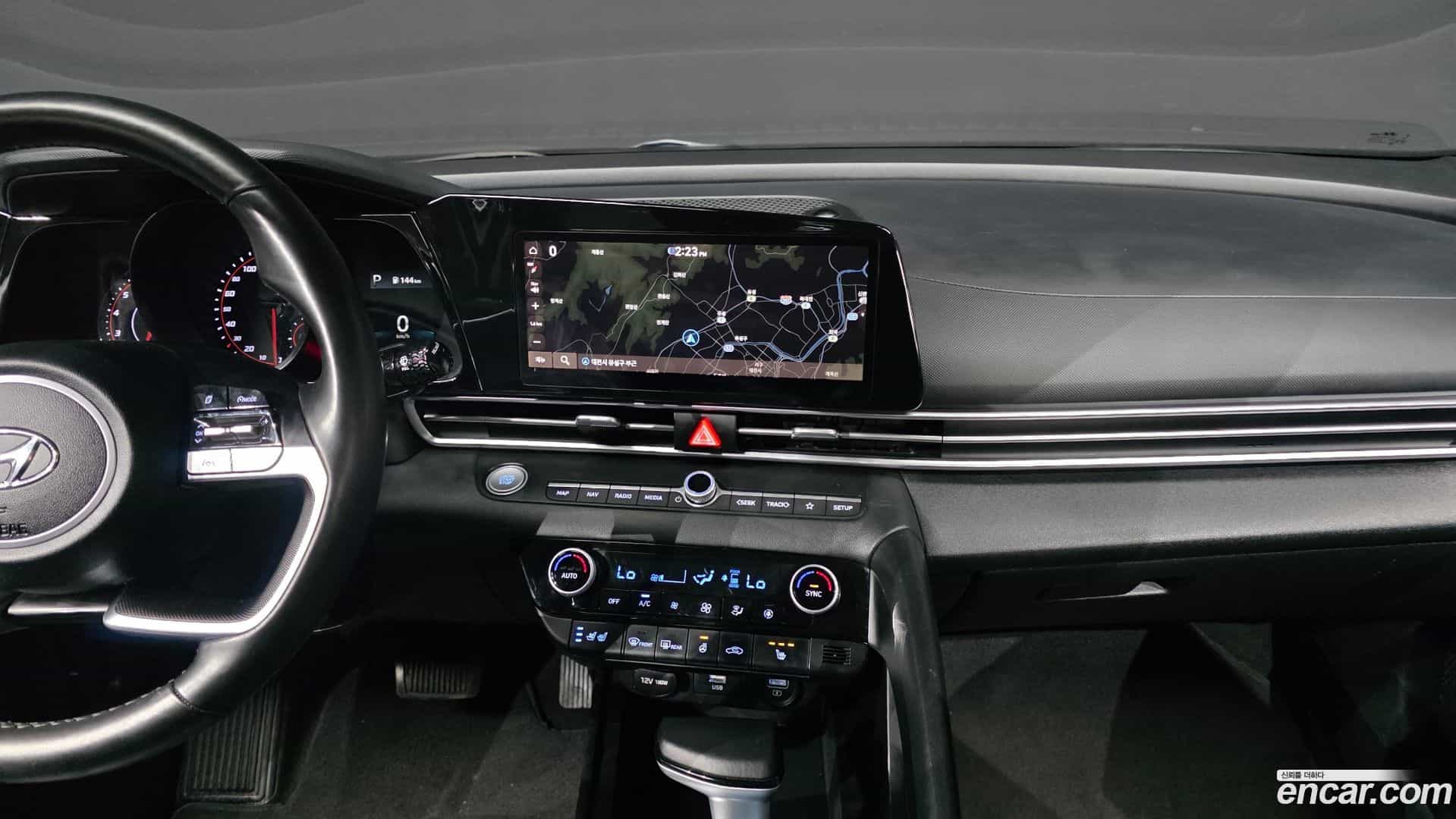 AVANTE Hyundai 2021.0-OPTION-022