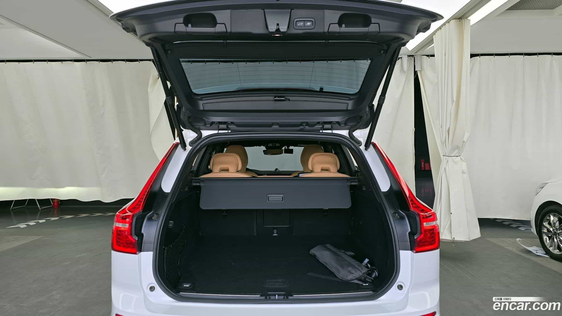 XC60 Volvo 2022.7-OPTION-024