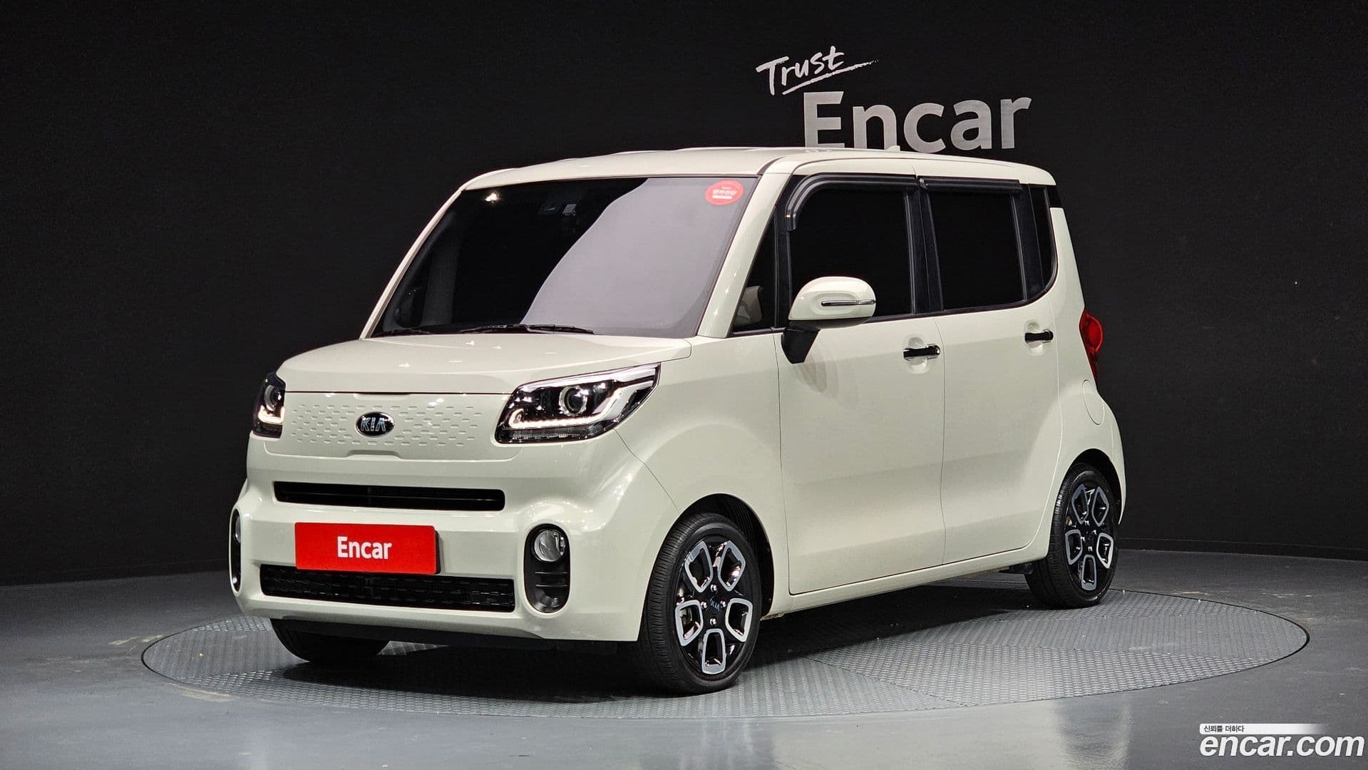 Main__Slider__Photo:RAY Kia 2021.4-0