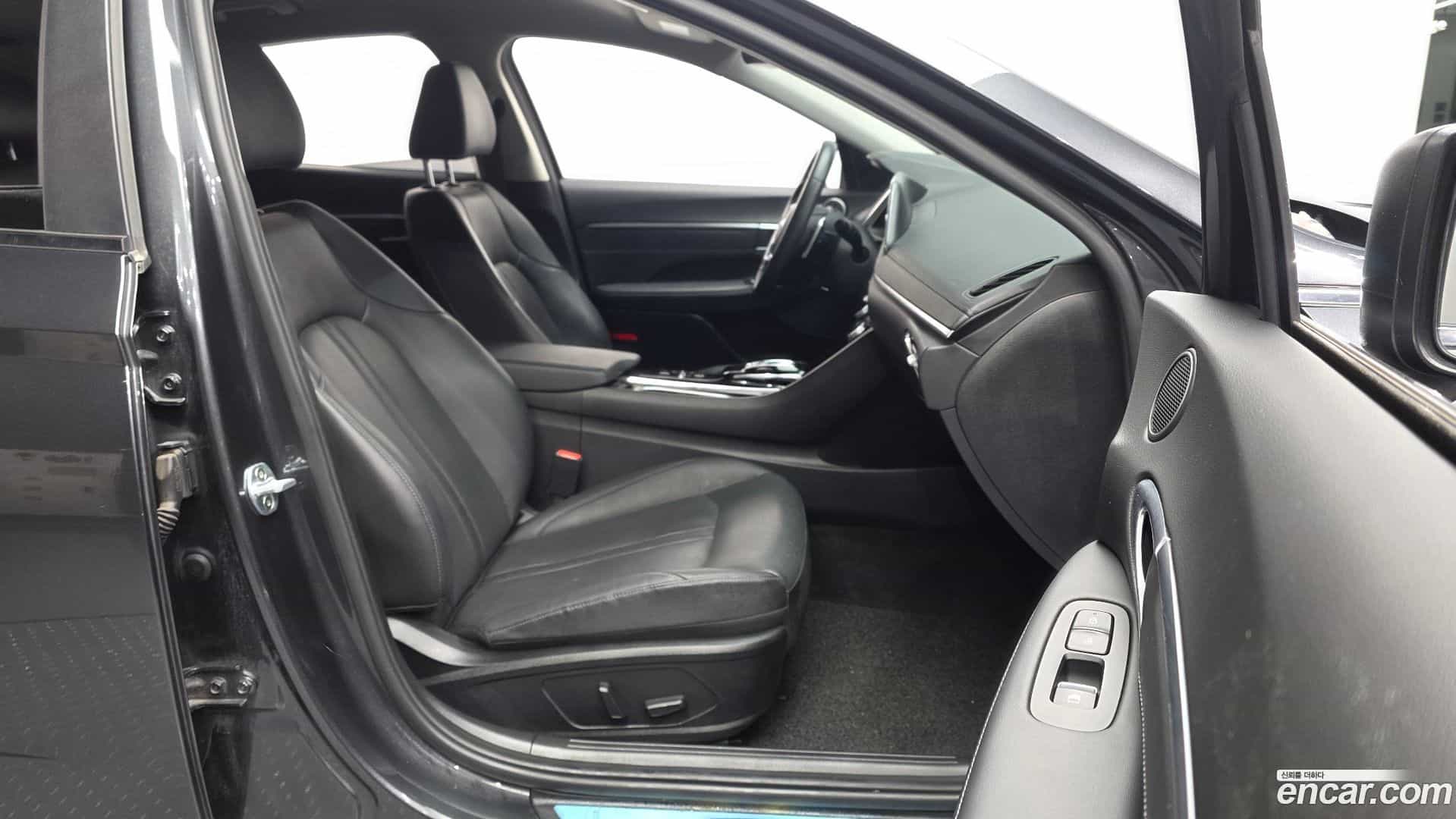 Sonata Hyundai 2019.6-OPTION-015