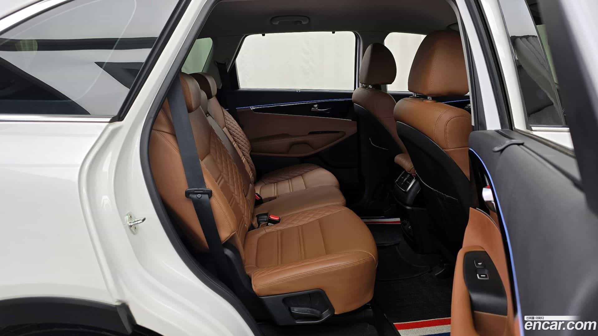 Sorento Kia 2019.8-OPTION-016