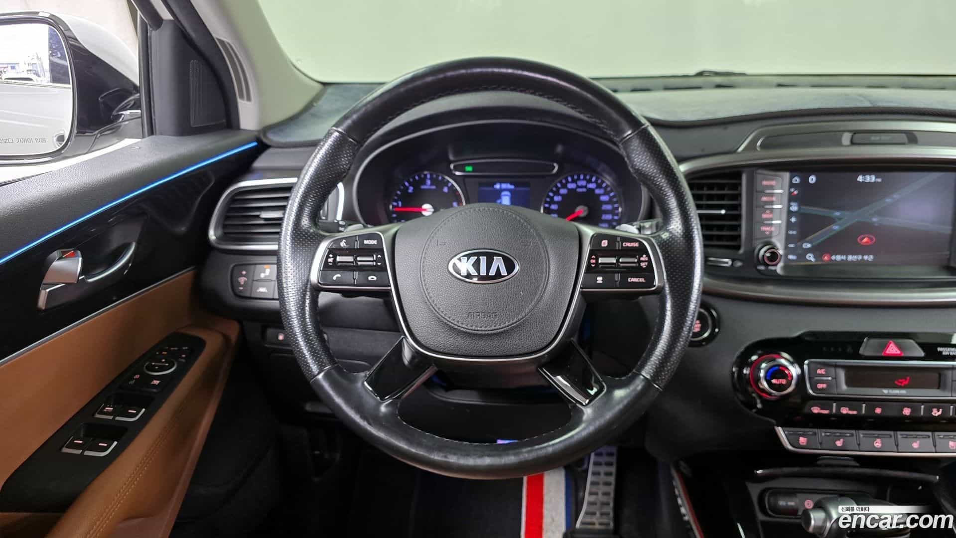 Sorento Kia 2019.8-OPTION-017