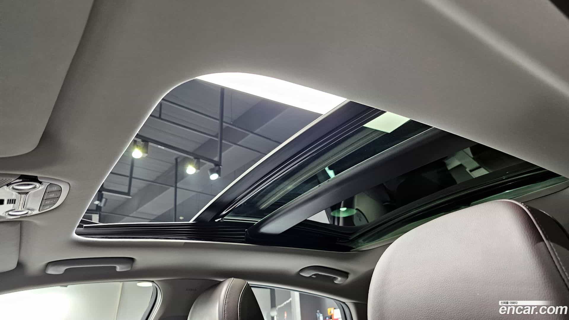 Grandeur Hyundai 2017.0-OPTION-021