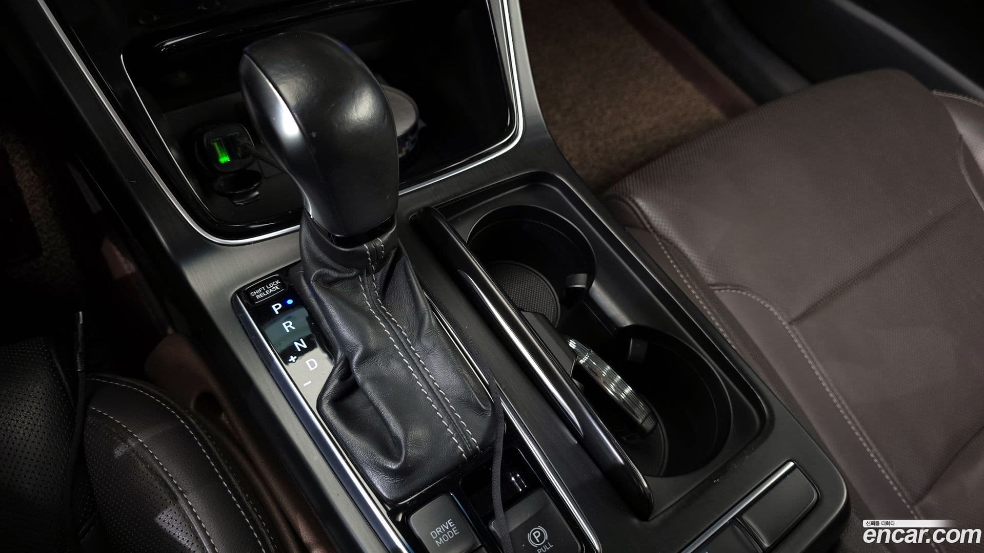 Main__Slider__Photo:Grandeur Hyundai 2017.5-8