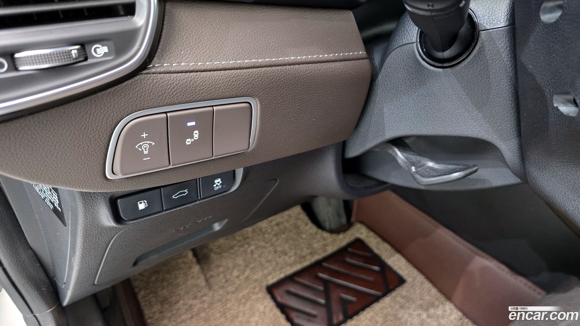 Main__Slider__Photo:Grandeur Hyundai 2017.5-14