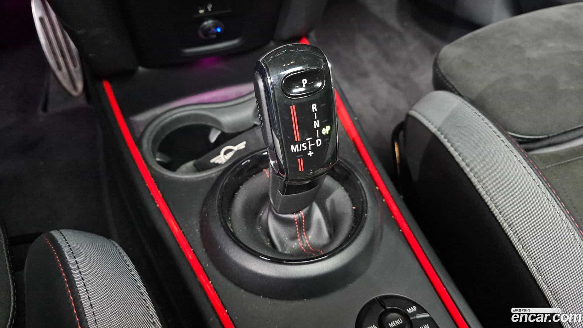 Countryman Mini 2020.0-INNER-009