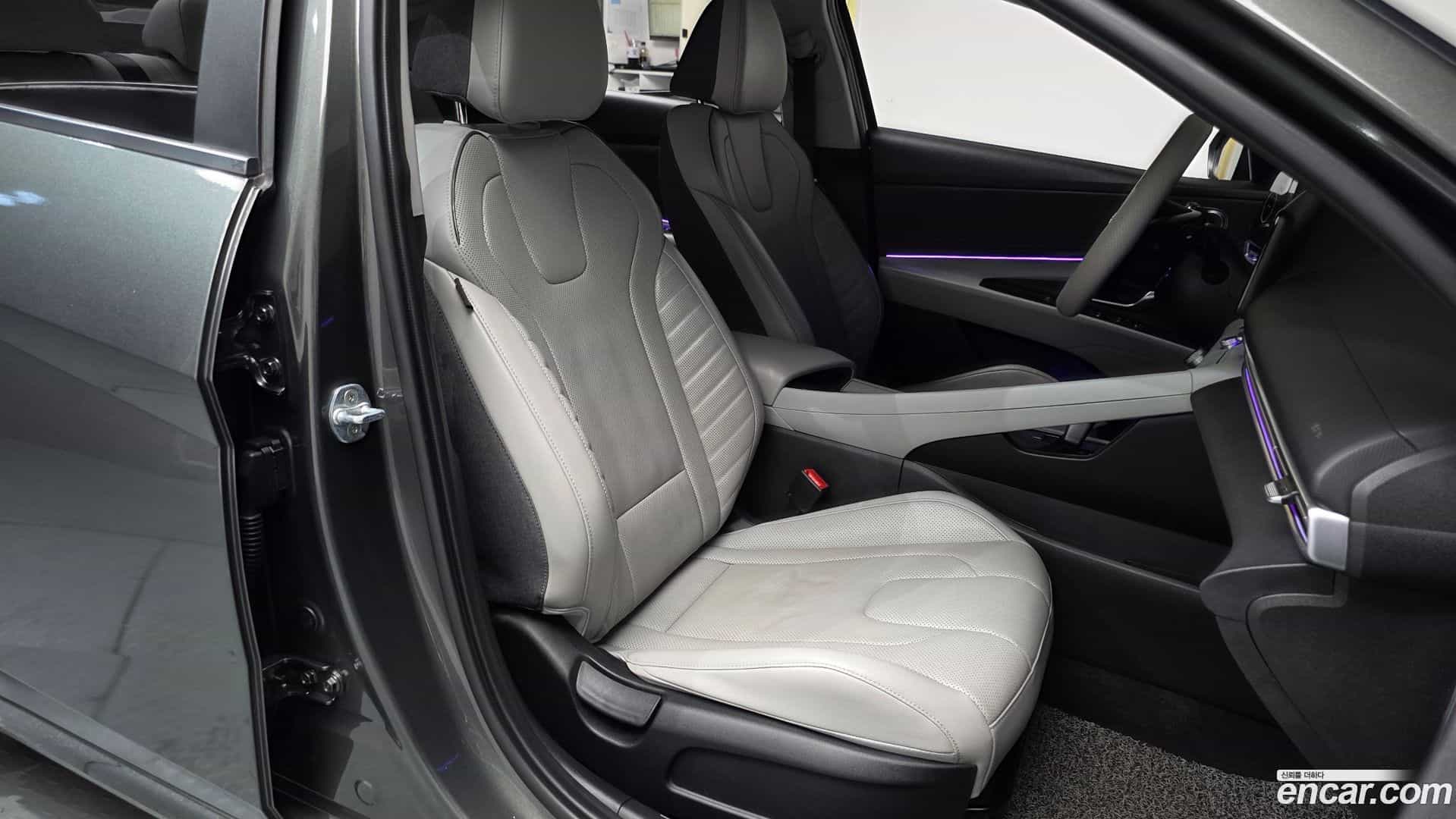 AVANTE Hyundai 2020.9-INNER-010