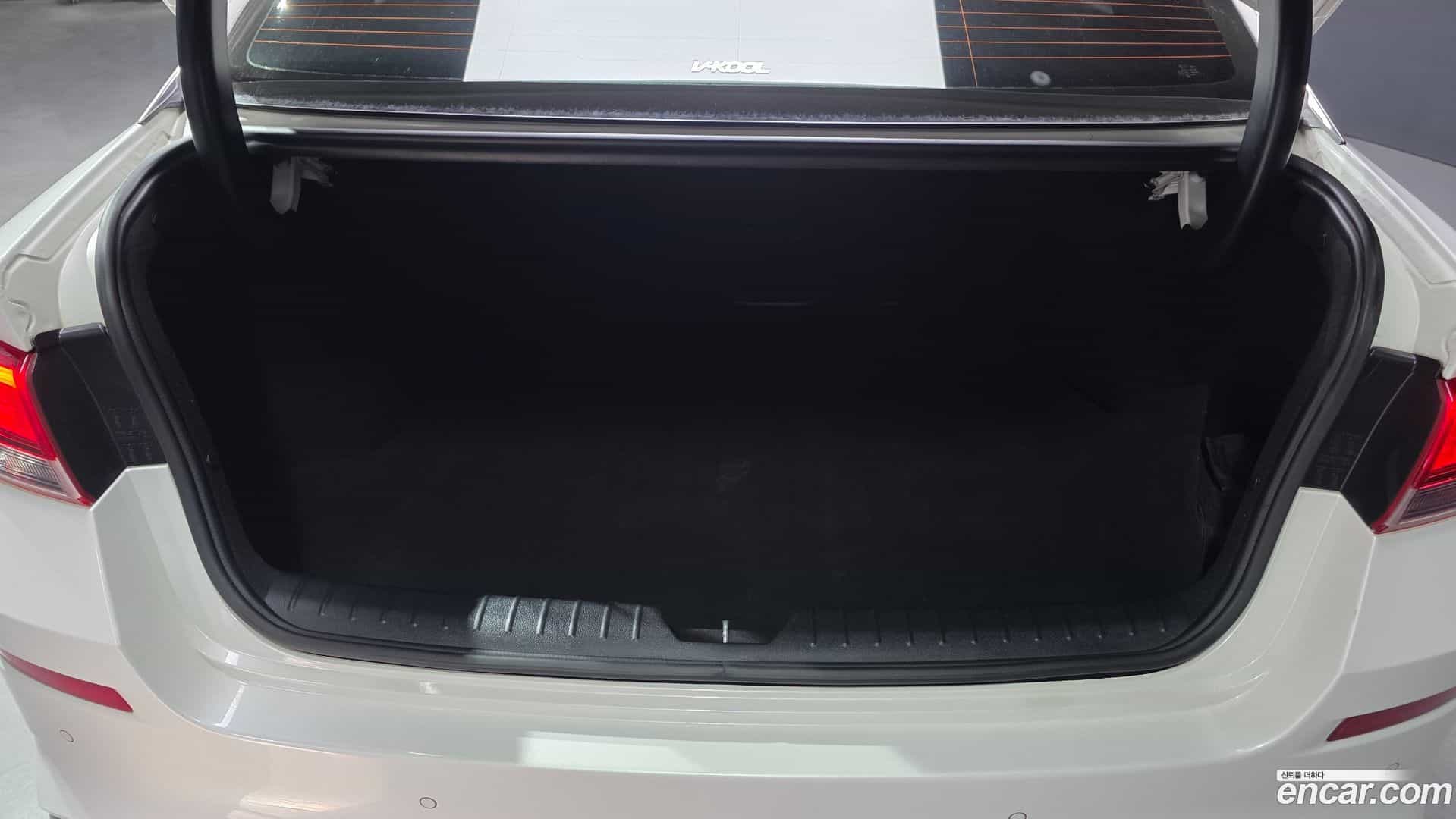 K5 Kia 2018.9-OPTION-024