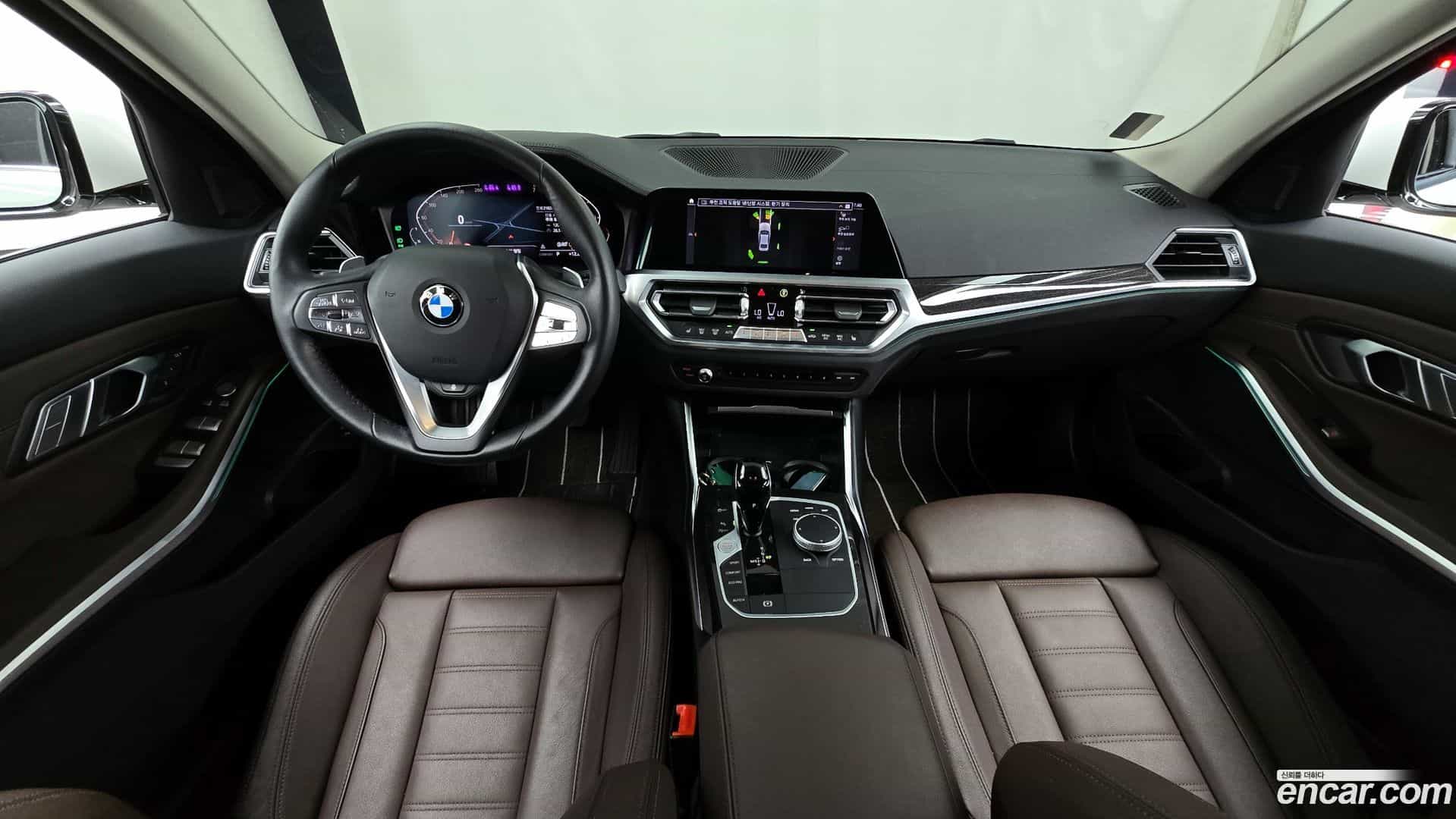 3-Series BMW 2022.3-INNER-007