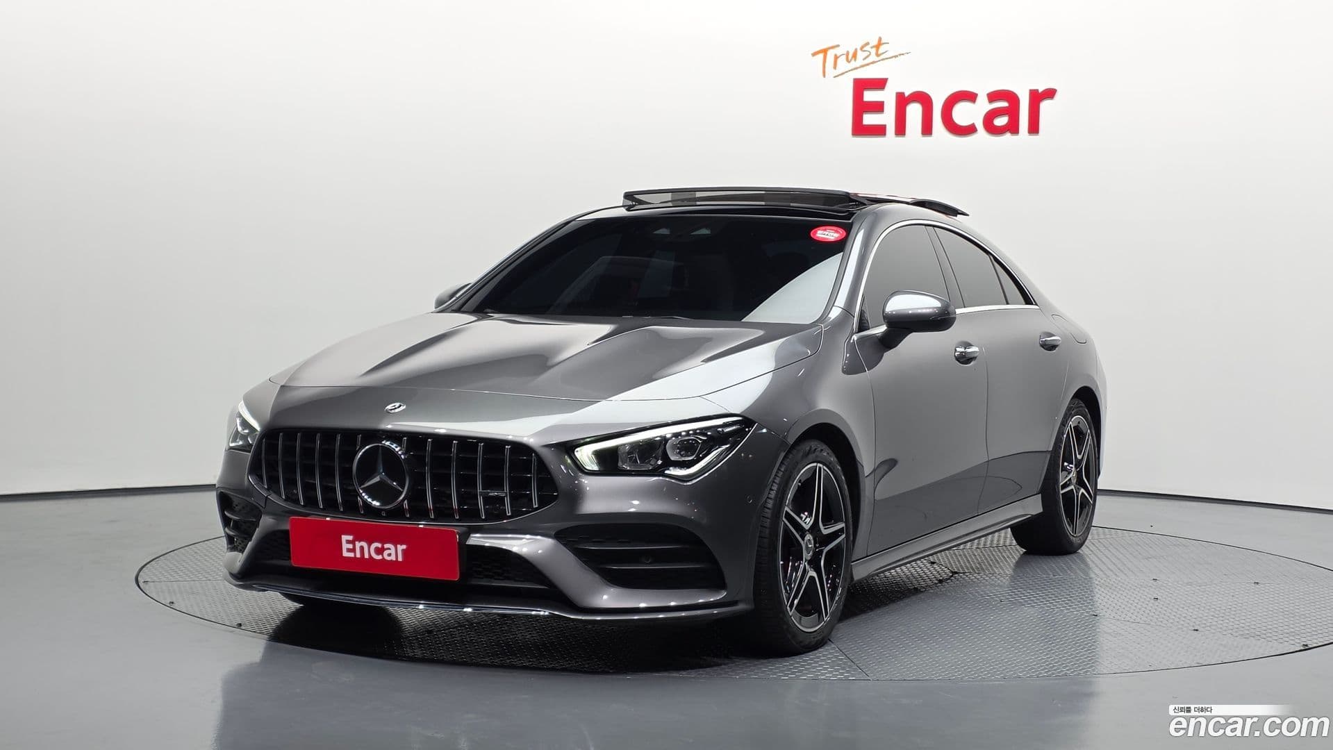 Main__Slider__Photo:CLA-Class Mercedes-Benz 2022.8-0