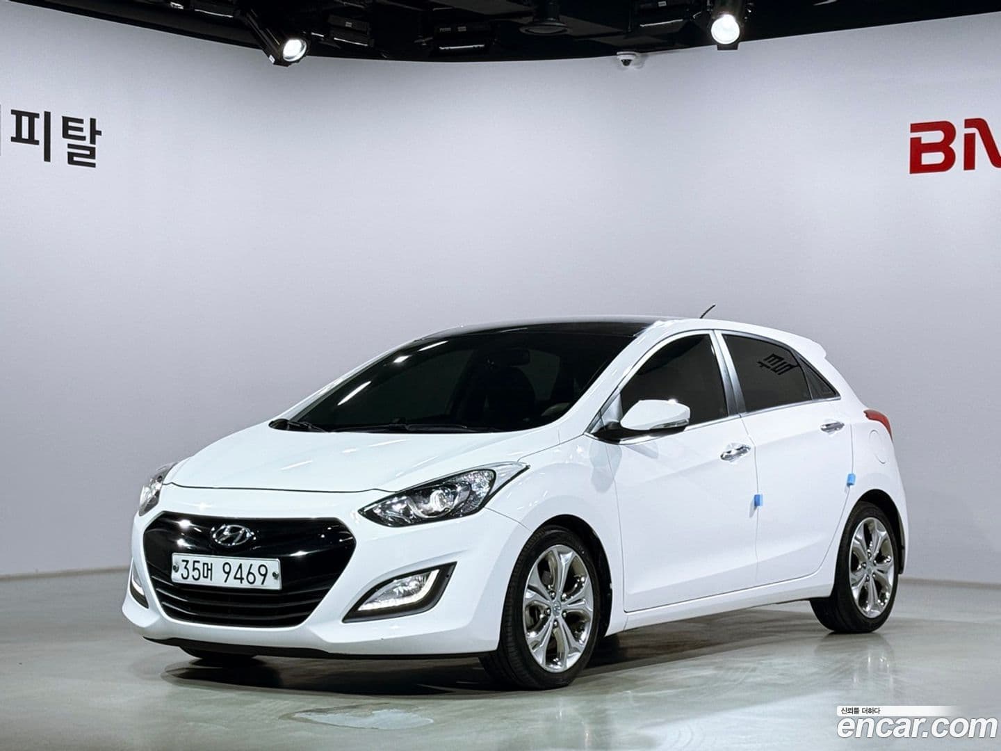 Main__Slider__Photo:i30 Hyundai 2012.11-0