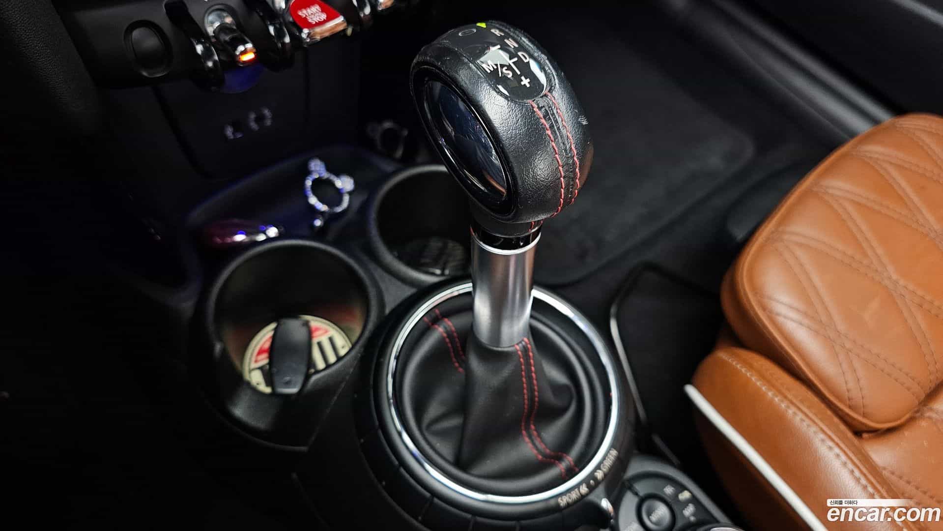 Cooper Convertible Mini 2017.3-INNER-009