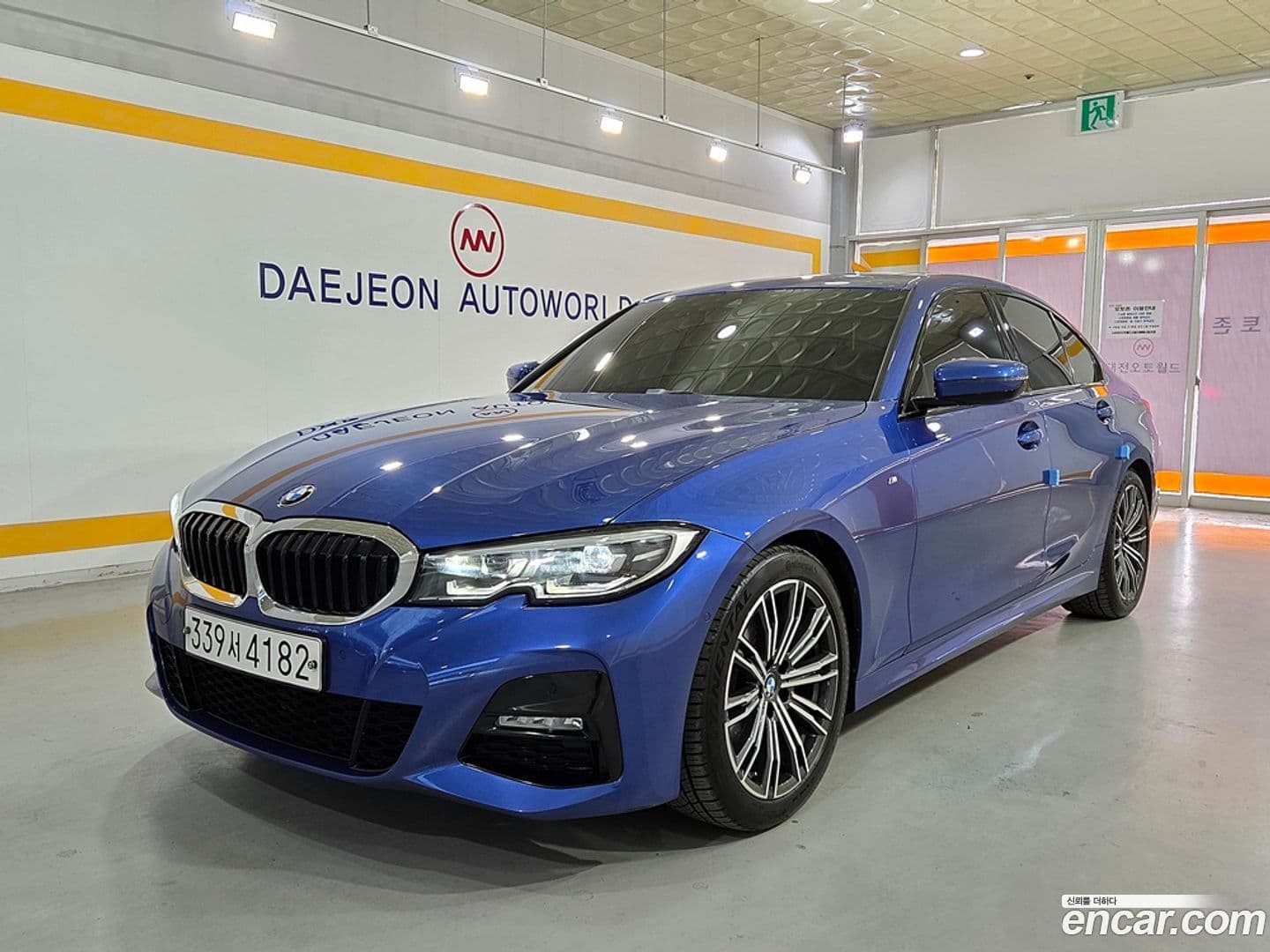 Main__Slider__Photo:3-Series BMW 2020.4-0