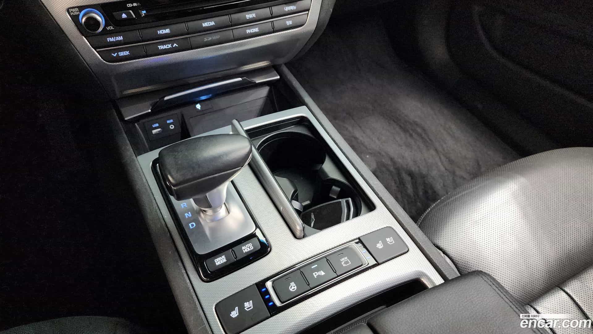 G80 Genesis 2018.2-INNER-009