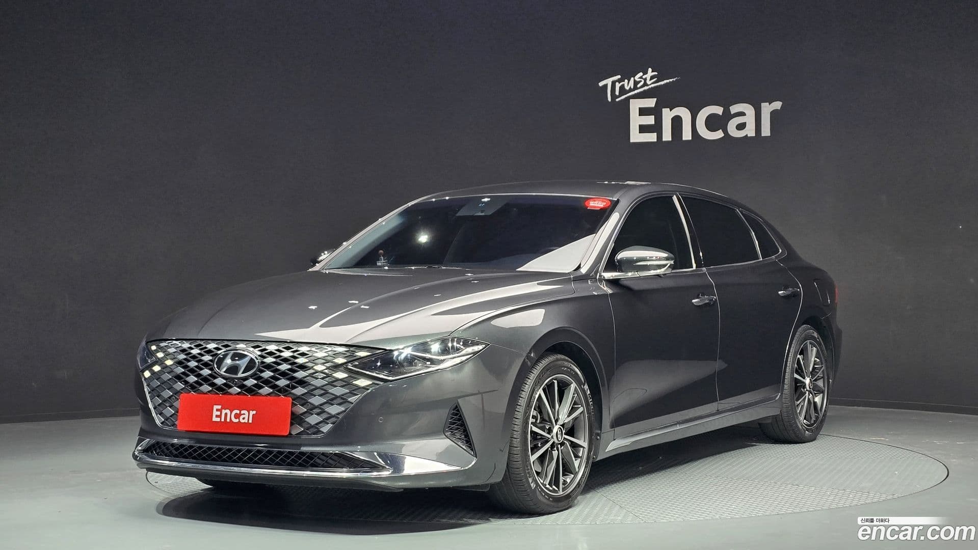 Main__Slider__Photo:Grandeur Hyundai 2020.2-0