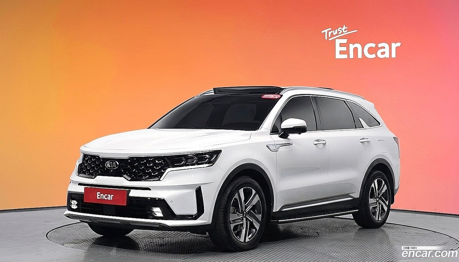 Main__Slider__Photo:Sorento Kia 2020.9-0