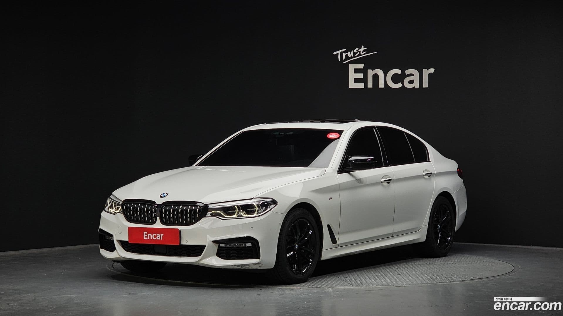Main__Slider__Photo:5-Series BMW 2017.7-0