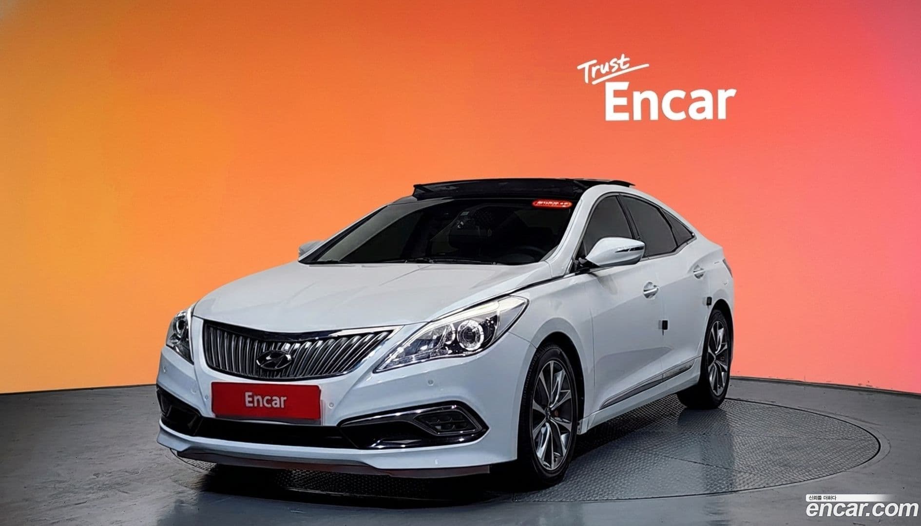 Main__Slider__Photo:Grandeur Hyundai 2014.9-0