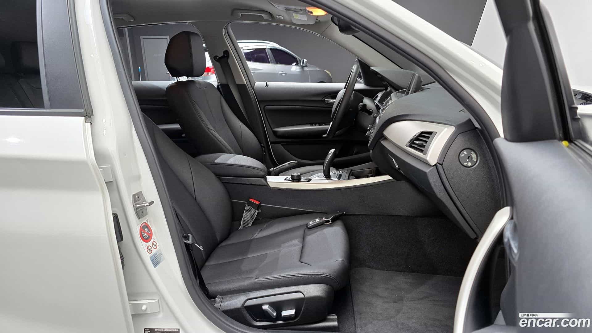 1-Series BMW 2017.2-INNER-010