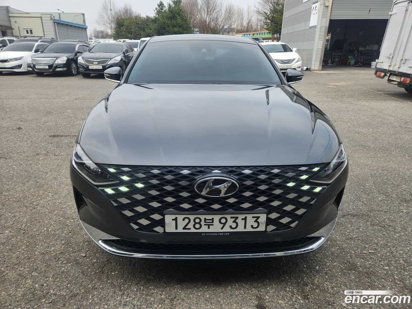 Grandeur Hyundai 2020.4-OUTER-001