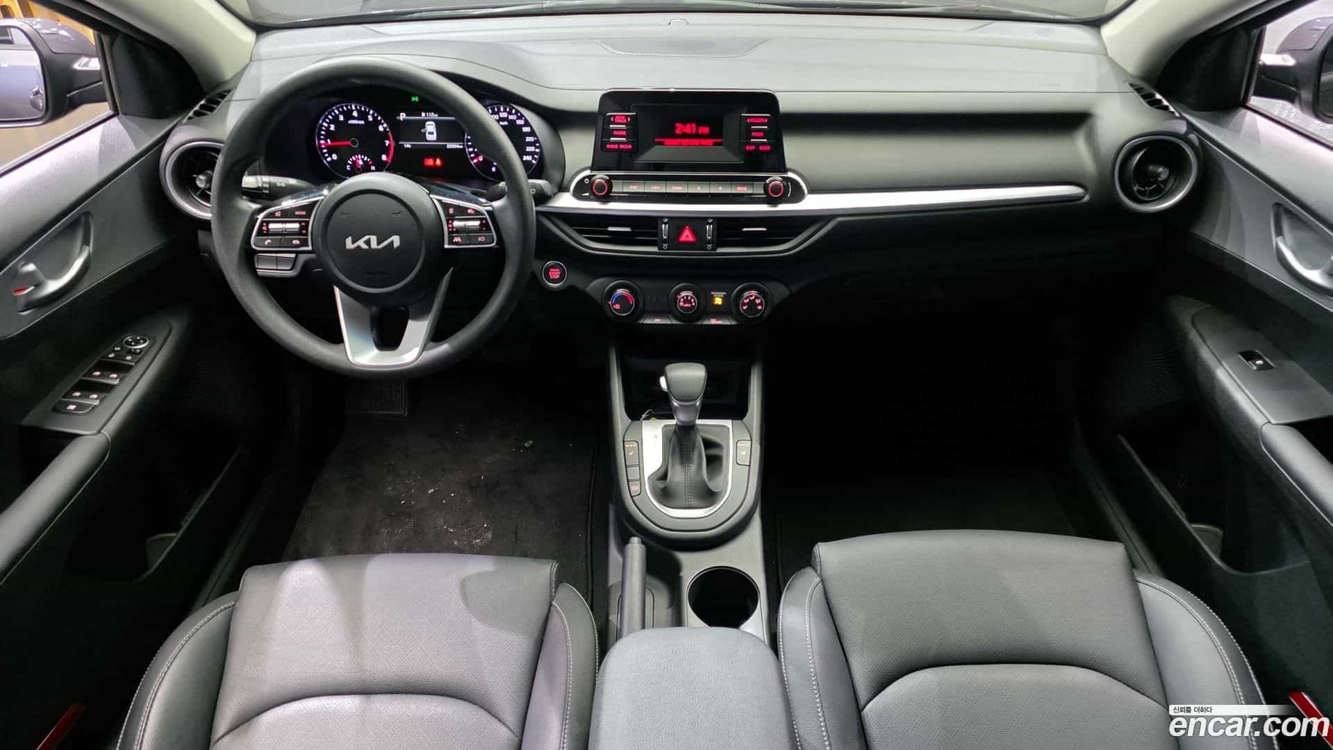 K3 Kia 2023.1-INNER-007