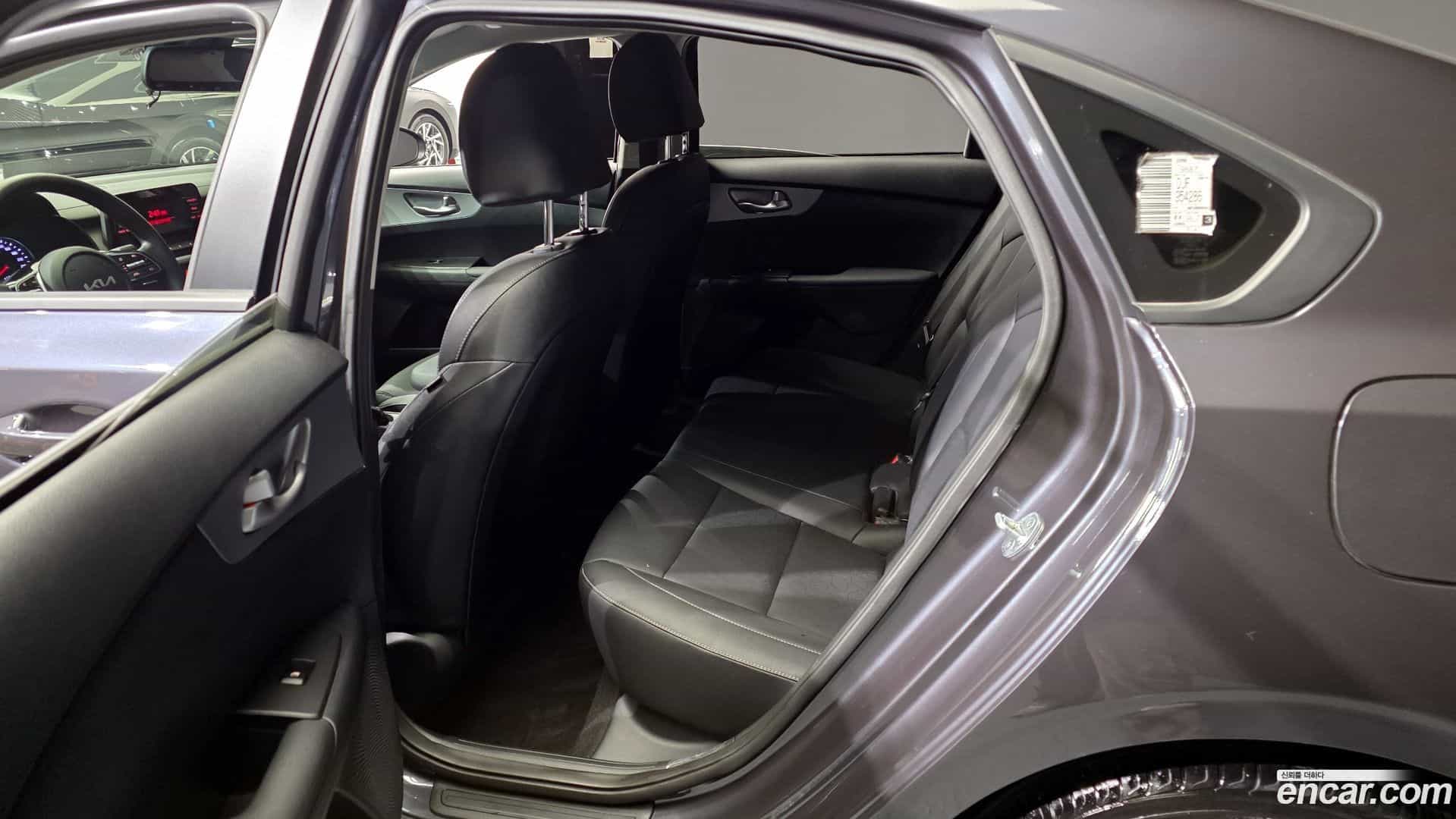 K3 Kia 2023.1-OPTION-015
