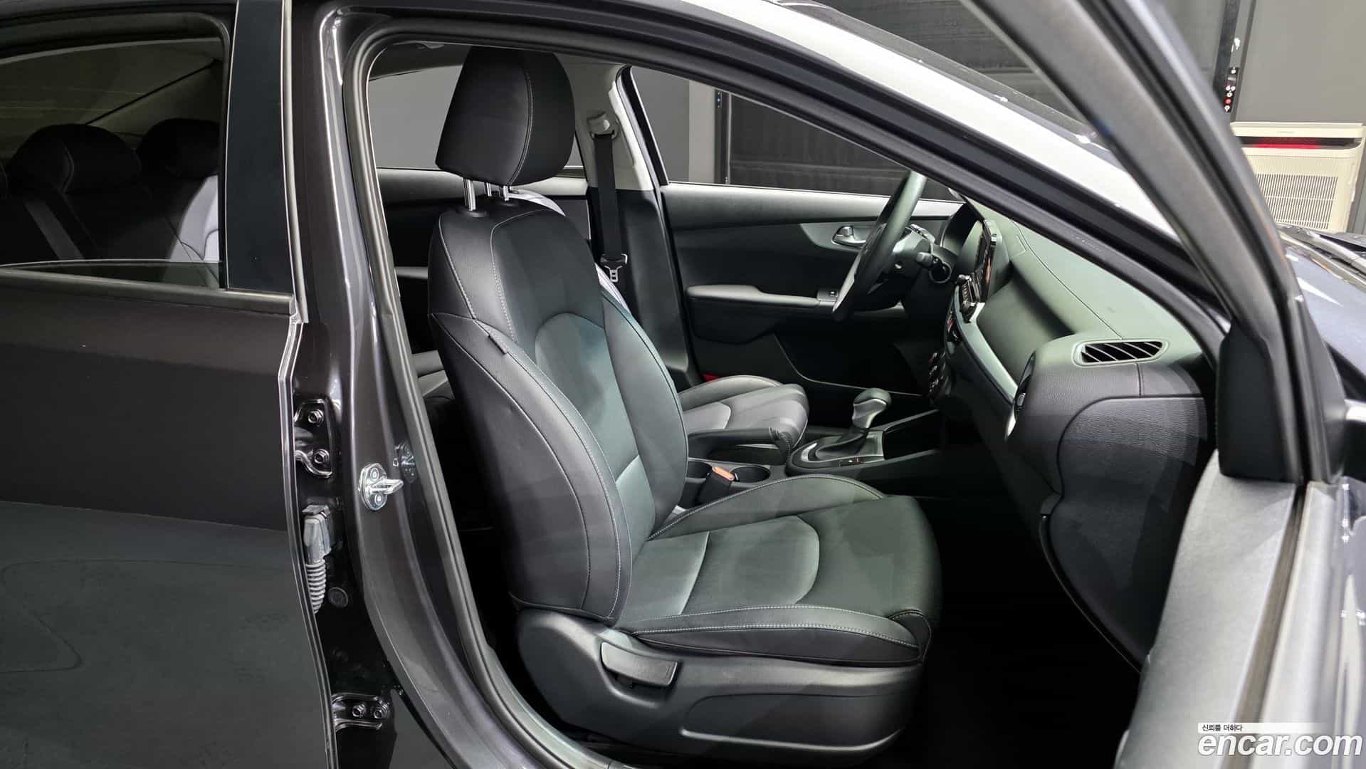 K3 Kia 2023.1-OPTION-016